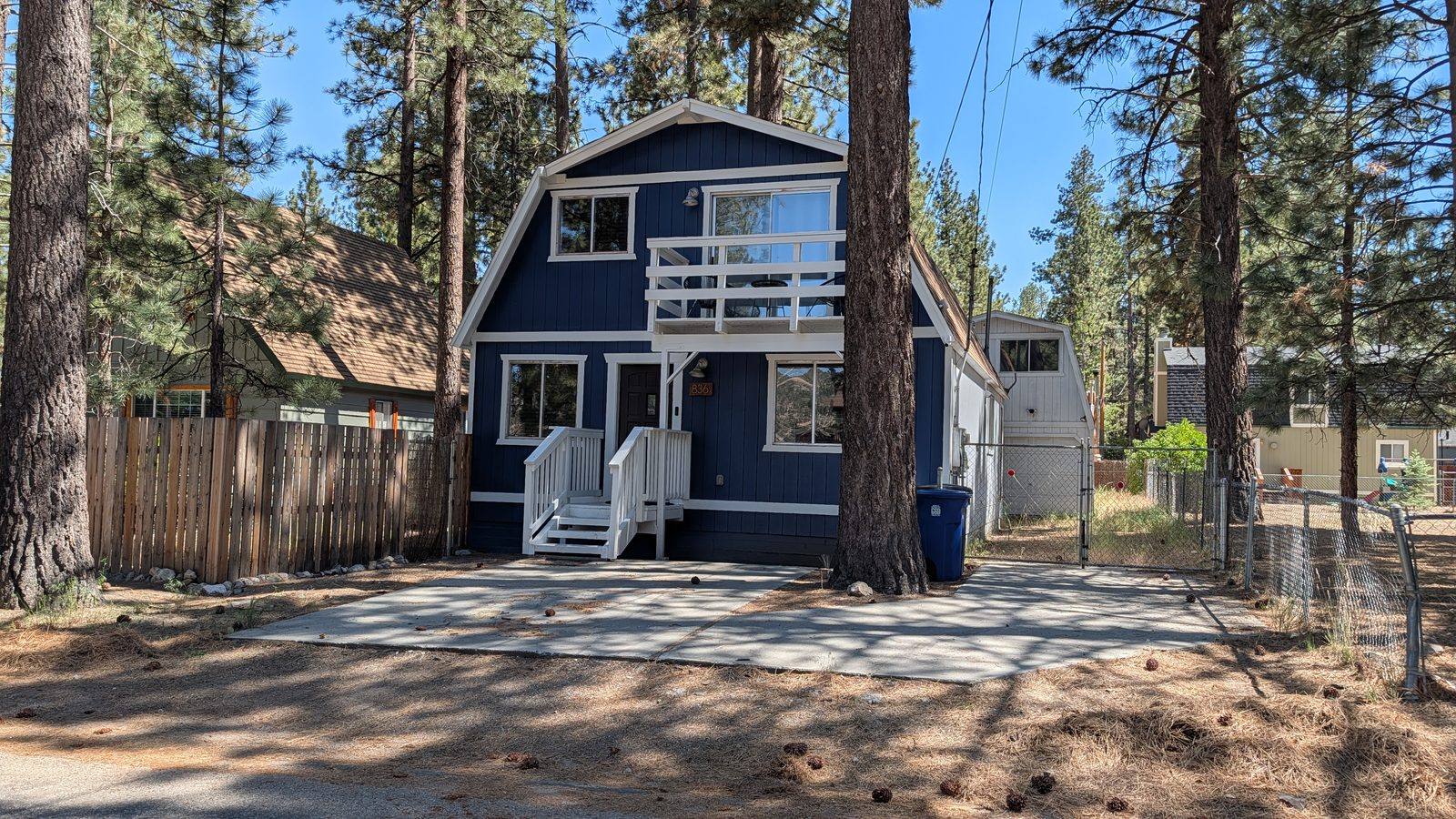 Exterior of Blue Haven Lodge